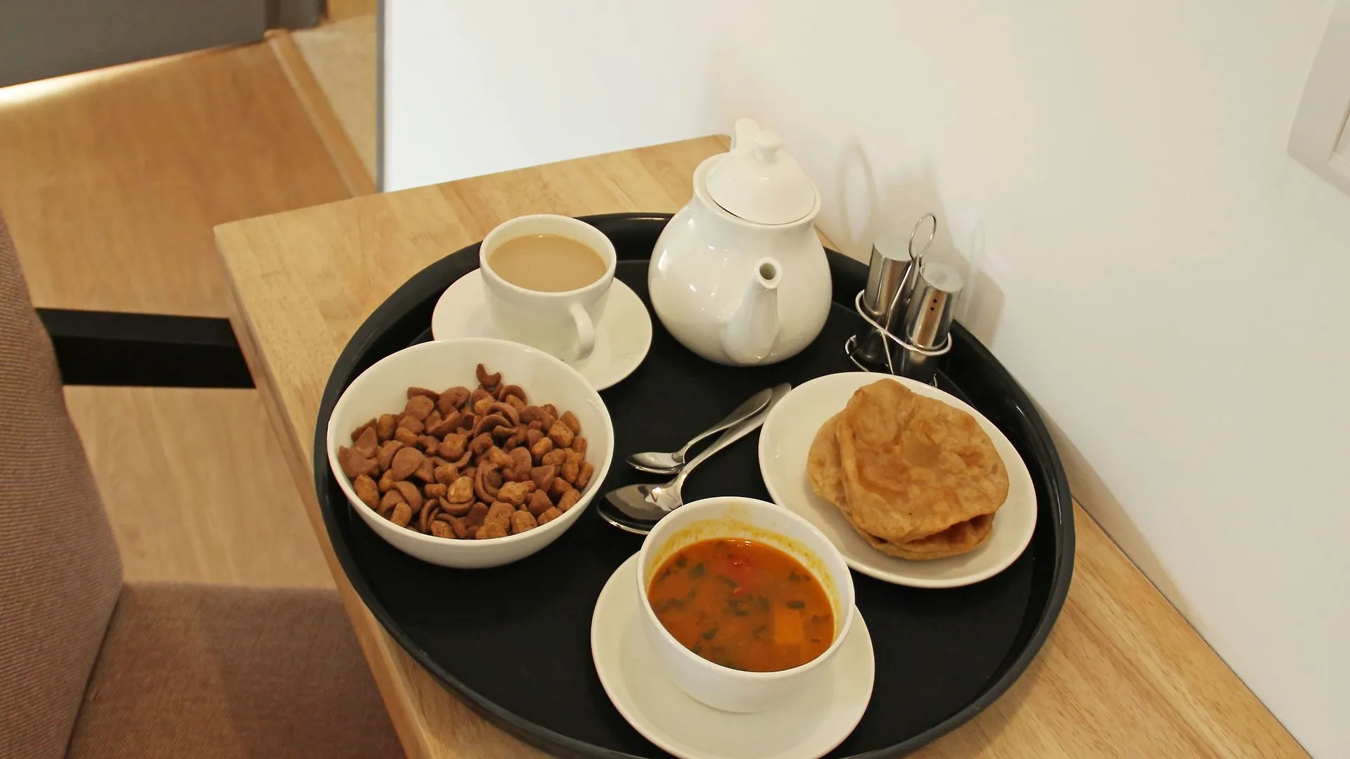 **  Oyo 10252 Hotel Milky Mist Munnar India