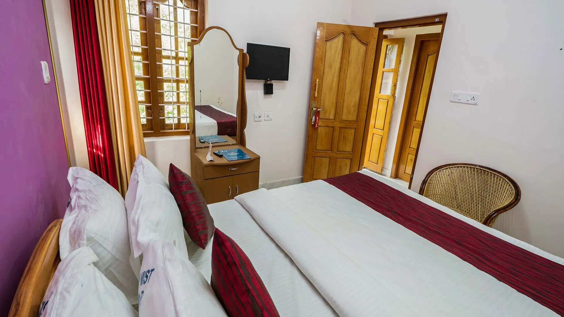 Oyo 10252 Hotel Milky Mist Munnar 2*,  Indie